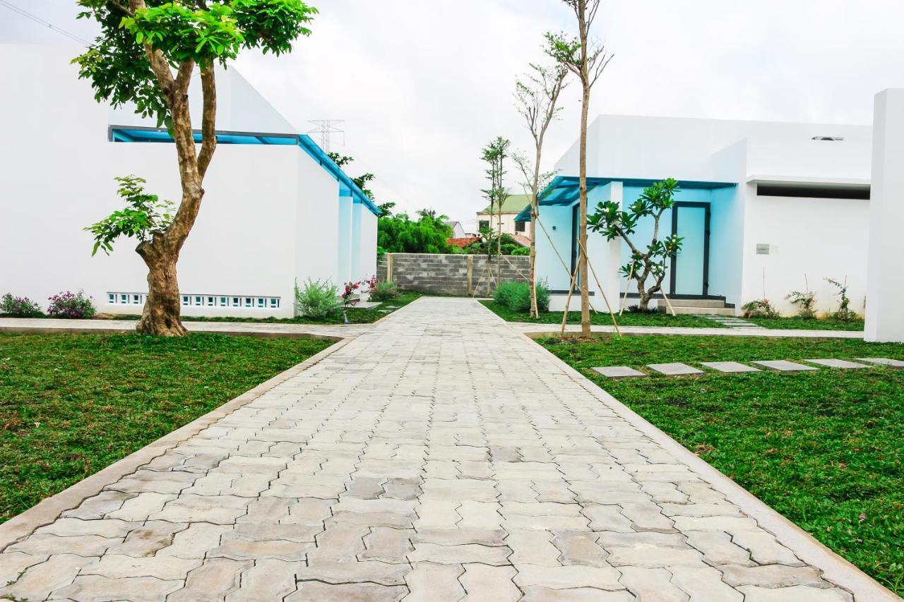 Minh Hai Resort Phu My Exterior photo