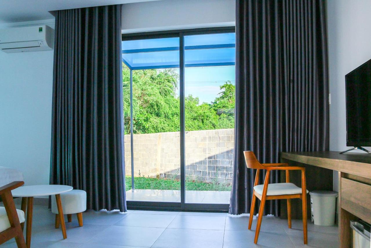 Minh Hai Resort Phu My Exterior photo